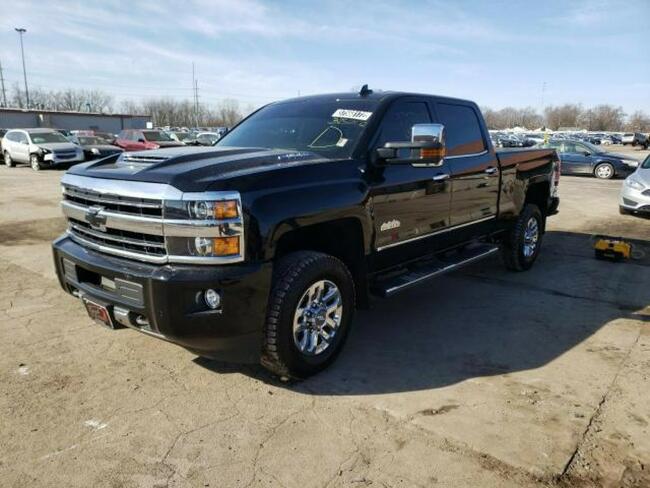 Chevrolet Silverado K3500, porysowany lakier