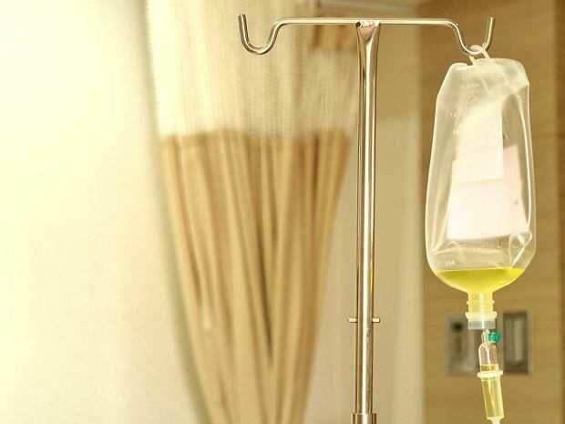 Detoks odtrucie alkoholowe/narkotykowe + terapia.