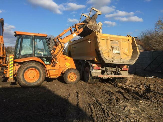 Wywóz Śmieci Utylizacja Mebli Sprzątanie Działek Opróżnianie