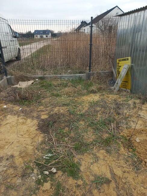 Wywóz Śmieci Utylizacja Mebli Sprzątanie Działek Opróżnianie