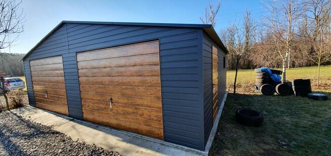 Garaż Blaszany 7x5 drewnopodobny Producent