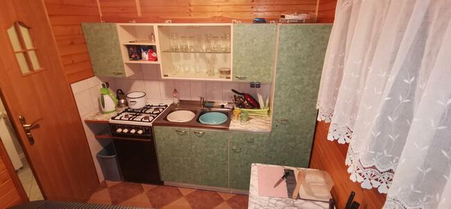 Działka z domkiem letniskowym