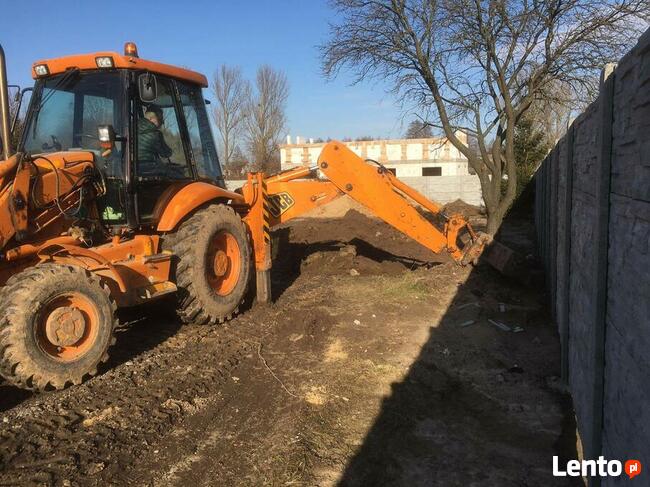 Usługi Koparko-Ładowarką Koparką Roboty Ziemne Wykopy Wywóz