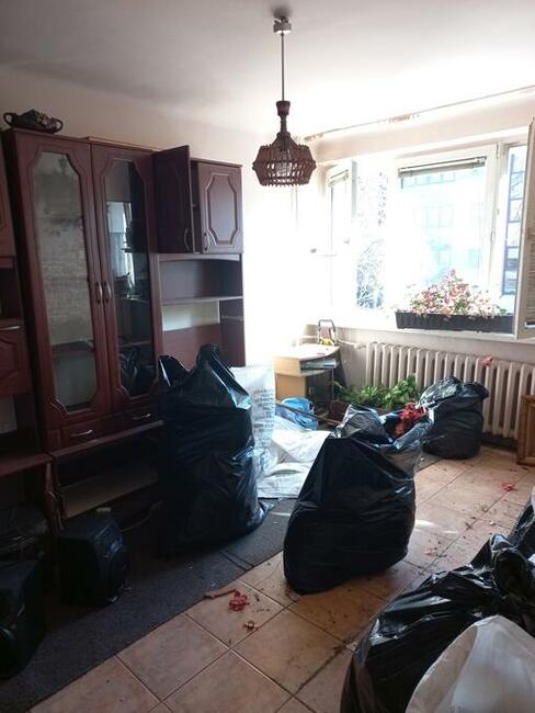 Wywóz Śmieci Utylizacja Mebli Sprzątanie Działek Opróżnianie