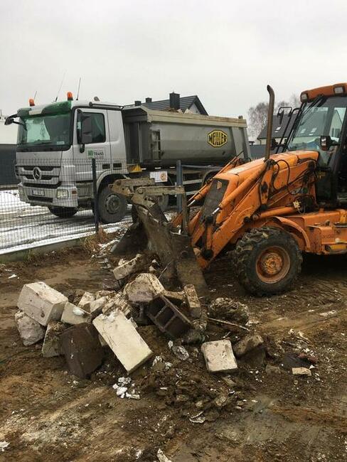 Wywóz Śmieci Utylizacja Mebli Sprzątanie Działek Opróżnianie