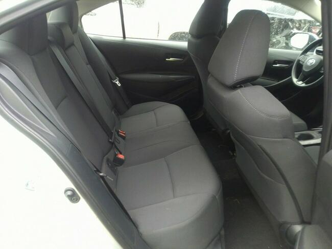 Toyota Corolla 2021, 1.8L, LE, od ubezpieczalni