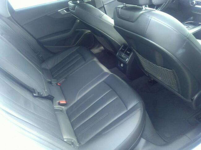Audi A4 2017, 2.0L, od ubezpieczalni