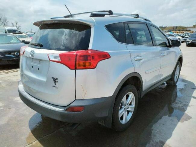 Toyota RAV-4 2013, 2.5L, XLE, porysowany lakier