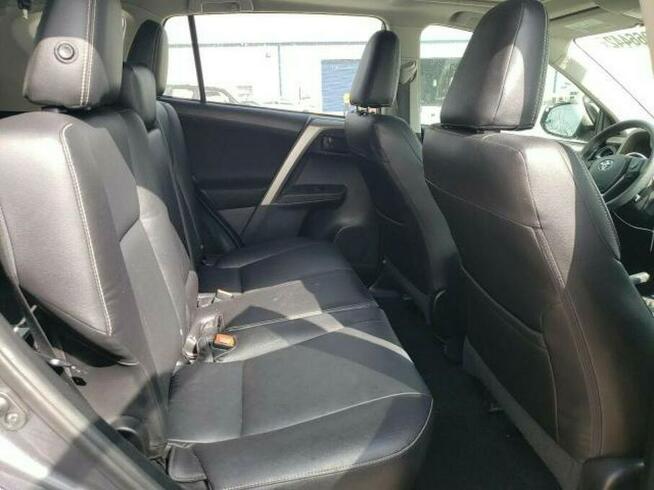 Toyota RAV-4 2013, 2.5L, XLE, po gradobiciu