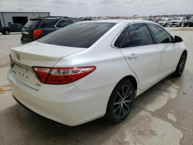 Toyota Camry 2017, 2.5L, LE, po gradobiciu