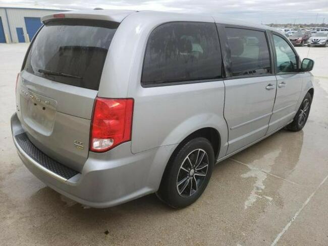 Dodge Grand Caravan 2017, 3.6L, GT, po gradobiciu