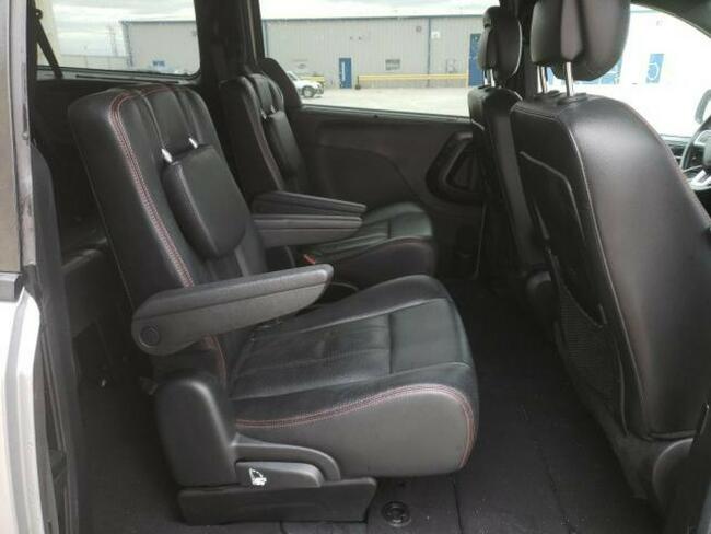 Dodge Grand Caravan 2017, 3.6L, GT, po gradobiciu