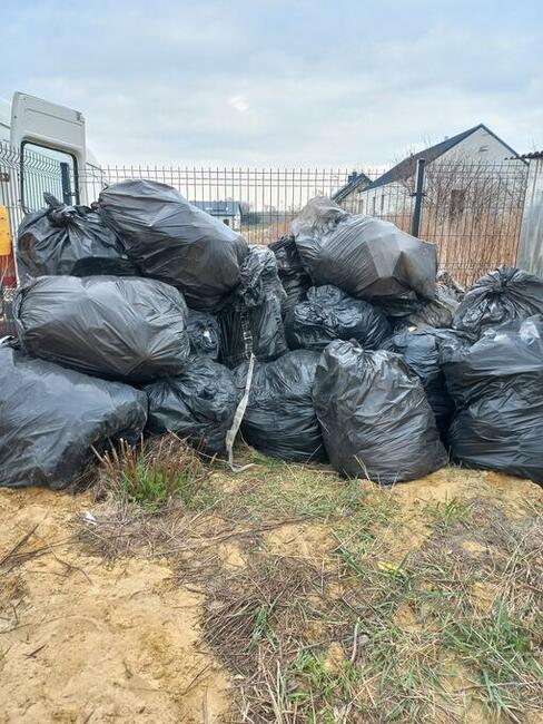 Wywóz Śmieci Utylizacja Mebli Sprzątanie Działek Opróżnianie
