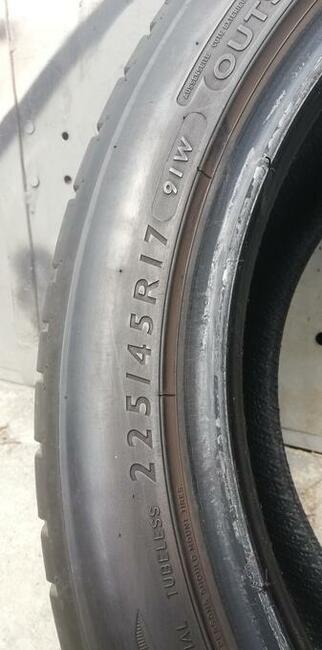 opona Dunlop 225/45R17
