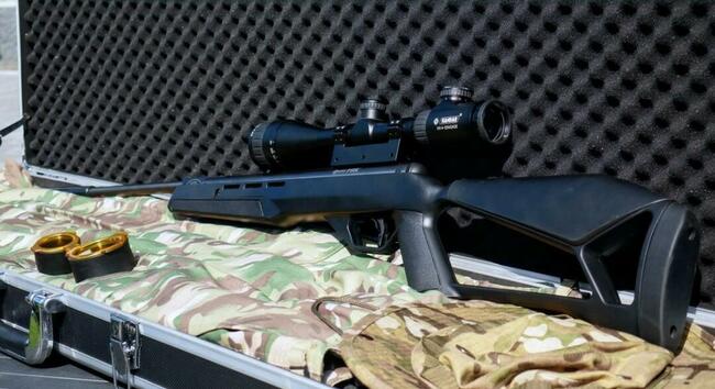Crosman Nitro wiatrówka luneta pistolet Browning kolimator