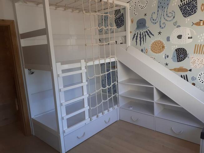 łóżka na antresoli