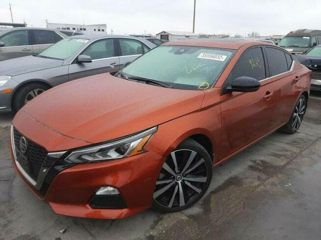 Nissan Altima 2020, 2.5L, porysowany lakier