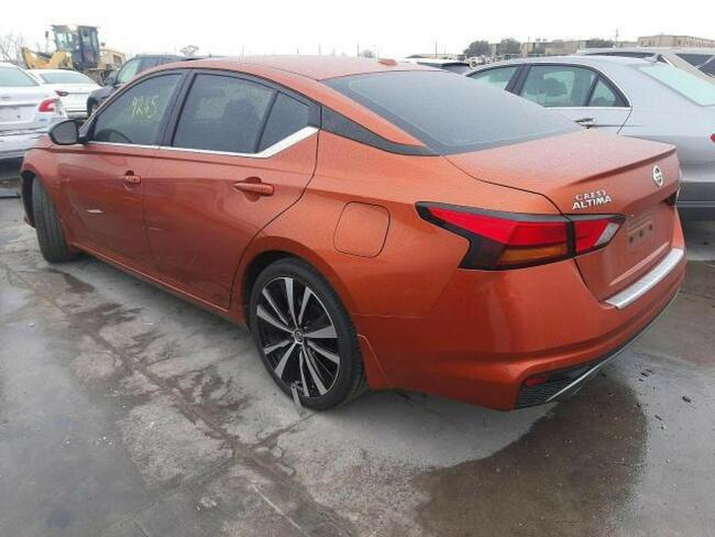 Nissan Altima 2020, 2.5L, porysowany lakier