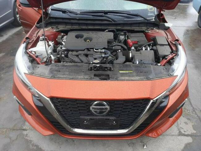 Nissan Altima 2020, 2.5L, porysowany lakier