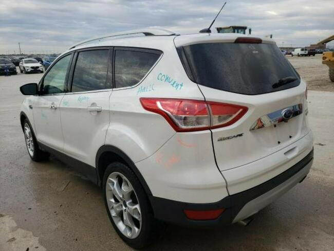 Ford Kuga 2014, 2.0L, Titanium, po gradobiciu