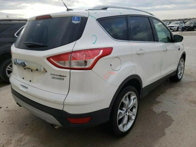 Ford Kuga 2014, 2.0L, Titanium, po gradobiciu