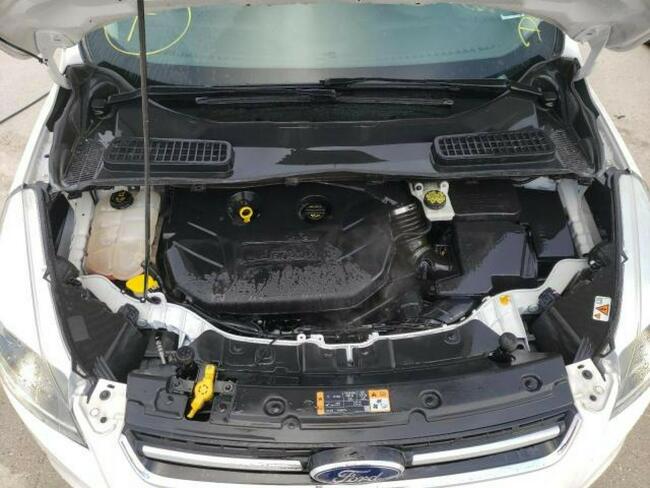 Ford Kuga 2014, 2.0L, Titanium, po gradobiciu