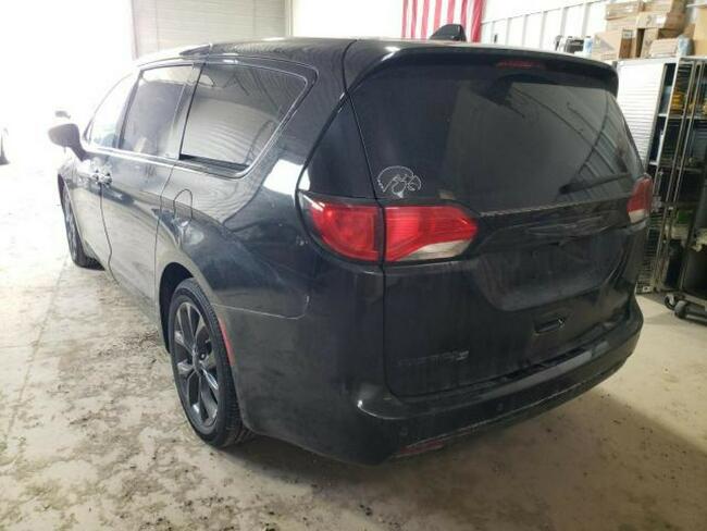 Chrysler Pacifica 2018, 3.6L, Touring Plus, po gradobiciu