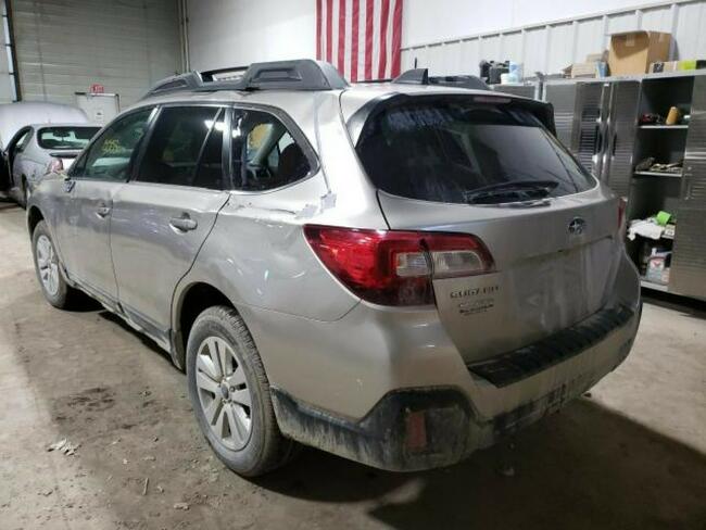Subaru OUTBACK 2018, 2.5L, 4x4, po gradobiciu