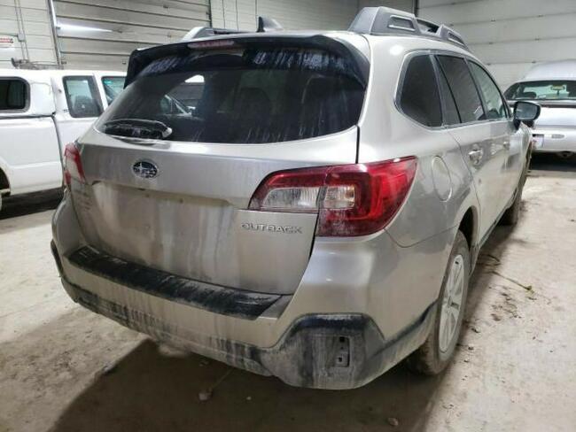 Subaru OUTBACK 2018, 2.5L, 4x4, po gradobiciu