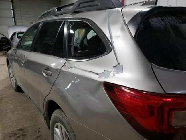 Subaru OUTBACK 2018, 2.5L, 4x4, po gradobiciu