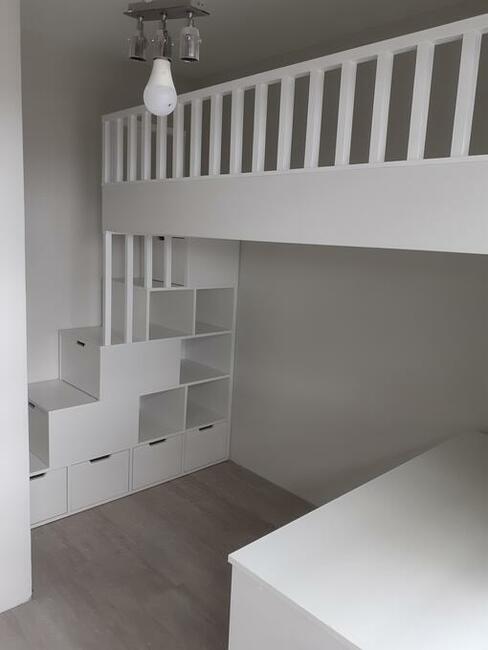 łóżka na antresoli