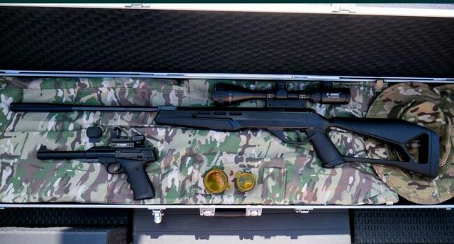 Crosman Nitro wiatrówka luneta pistolet Browning kolimator