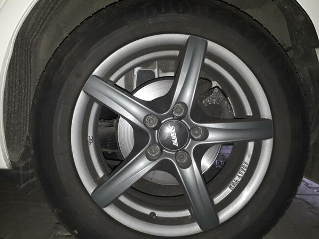 Alufelgi z oponami letnimi