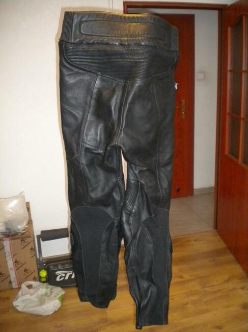 Spodnie motocyklowe skórzane TRIUMPH rozm. 44.