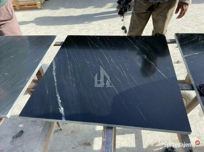 Płytki marmurowe Marine Black / STONELAND