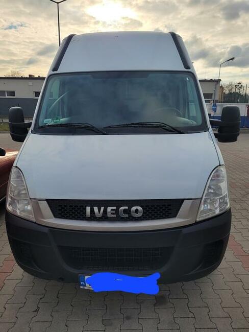 Transport Wynajem Busa ,Przyczep lekkich Września