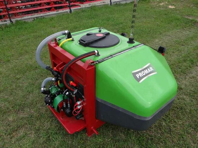 Zawieszany Zbiornik czołowy 1000L do opryskiwacza