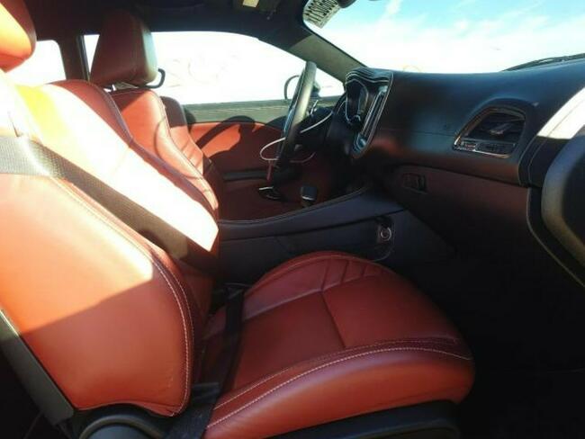 Dodge Challenger SRT HELLCAT, 2021, porysowany