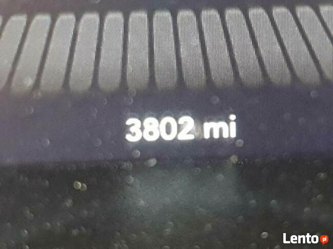 Dodge Challenger SRT HELLCAT, 2021, porysowany