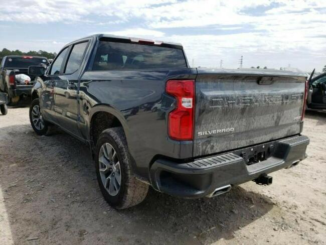 Chevrolet Silverado 2021, 5.3L, 4x4, porysowany