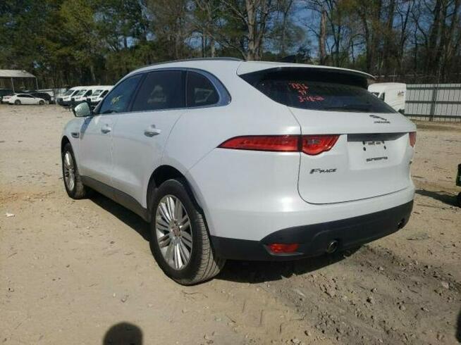 Jaguar F-Pace 2020, 2.0L, 4x4, Portfolio, porysowany