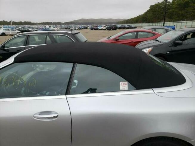 Mercedes E 400 2018, 3.0L, 4x4, porysowany lakier