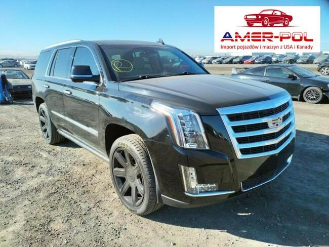 Cadillac Escalade 2016, 6.2L, 4x4, porysowany lakier