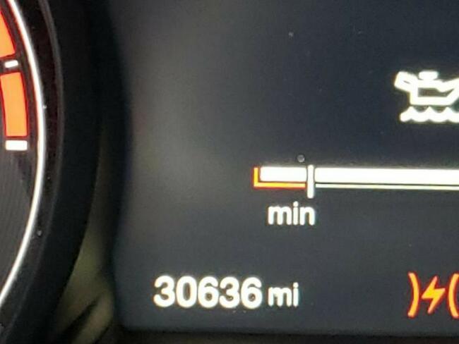 Alfa Romeo Giulia QUADRIFOGLIO, 2.9L, porysowany