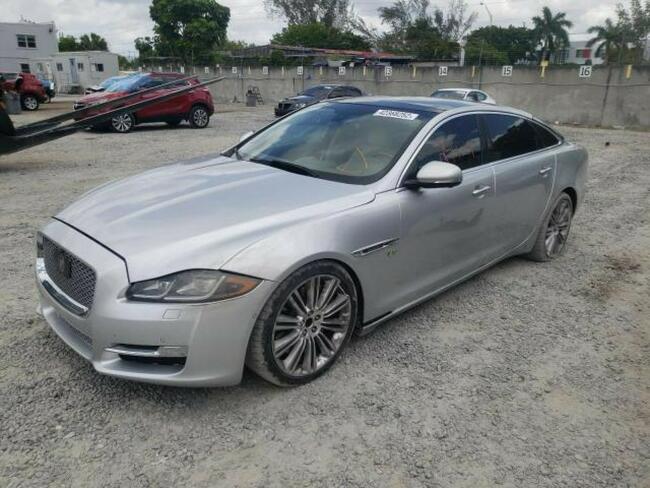 Jaguar XJ L, 2016, 5.0L, porysowany lakier