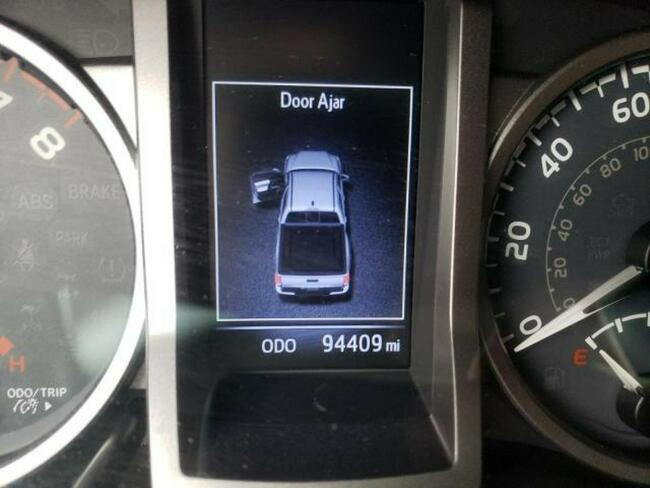 Toyota Tacoma 2018, 3.5L, porysowany lakier