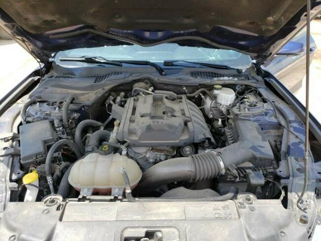 Ford Mustang 2019, 2.3L, po gradobiciu