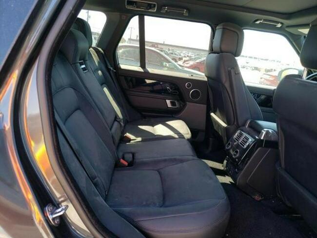 Land Rover Range Rover 2021, 5.0L, porysowany