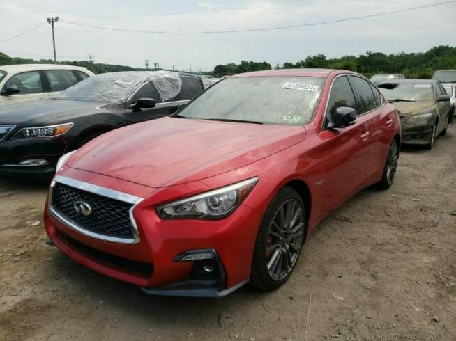 Infiniti Q50 2019, 3.0L, Red Sport, porysowany lakier
