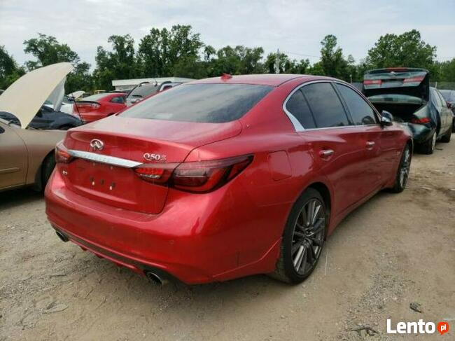 Infiniti Q50 2019, 3.0L, Red Sport, porysowany lakier